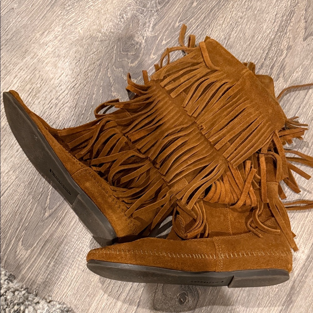 Minnetonka Brown Fringed Moccasin Boots